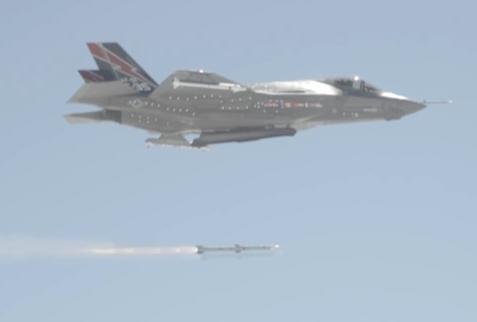 First F-35 AMRAAM Missile Test