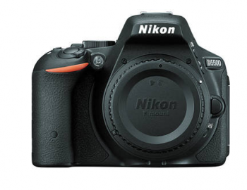 Nikon D5500 DSLR Camera